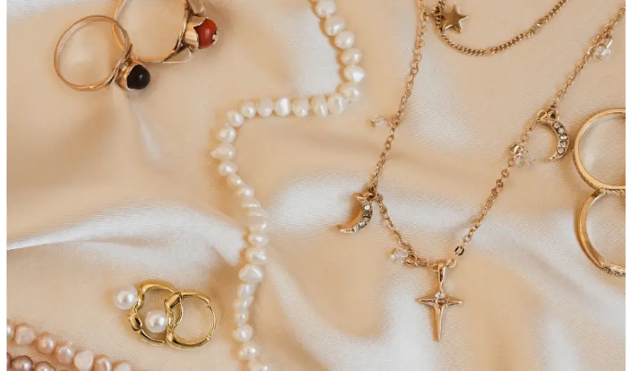 Why Choose Minimalist Jewelry